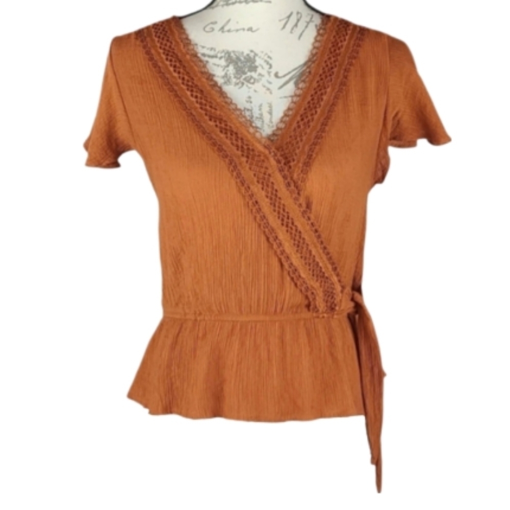 Vintage Peplum Hem Blouse with Crochet Neckline in Copper Orange, L